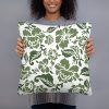 Basic Pillow - Classic Floral Silhouette
